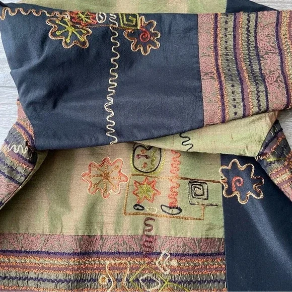 Allure Multicolor Patchwork Button-Front Jacket - Black, Olive, Rust - Picture 11 of 16